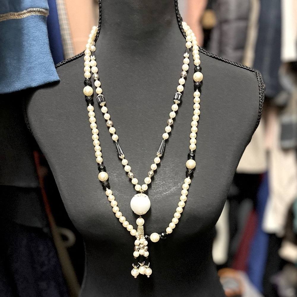 Vintage Cream & Black Double-Strand Pearl Necklace with Pendant